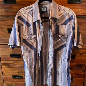 Pearl Snap Wrangler Western T-Shirt.